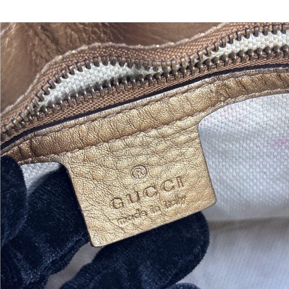 Authentic Gucci Metallic Gold Soho Chain Flap Bag Shoulder Crossbody - Picture 11 of 16